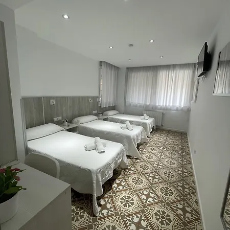 Nova Pensión 4*